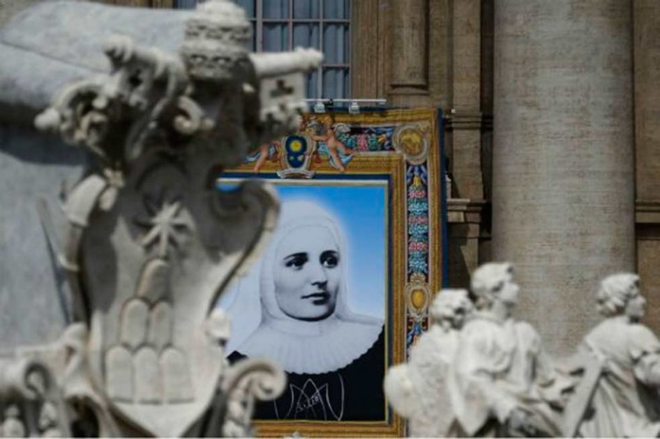 Cámara aprueba ley ‘Madre Laura’ que establece festivo el 21 de octubre