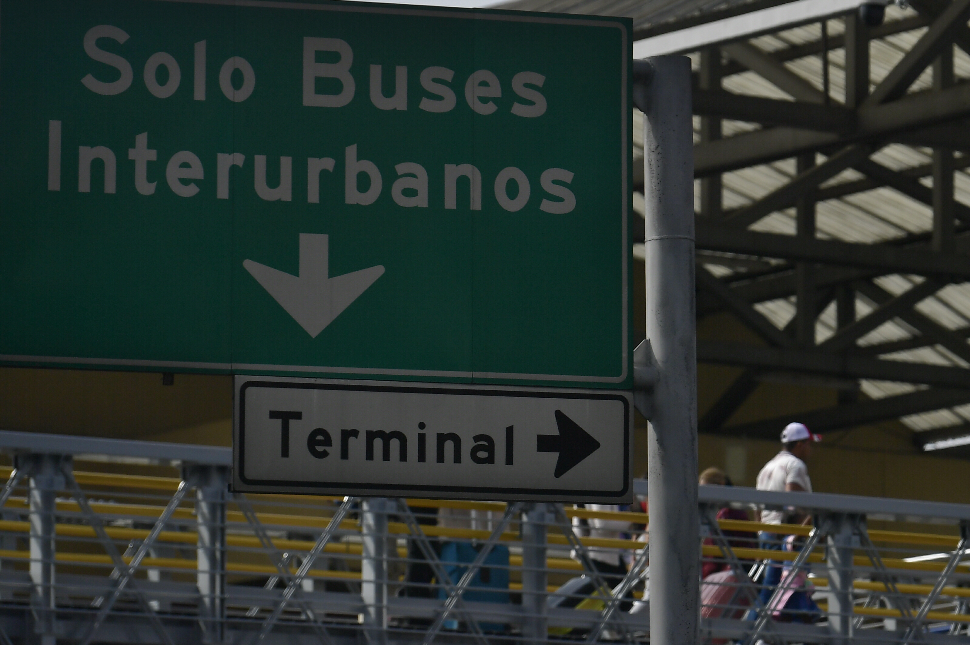 Retenes de tránsito durante la plan éxodo, en la autopista sur, peaje mondoñedo.