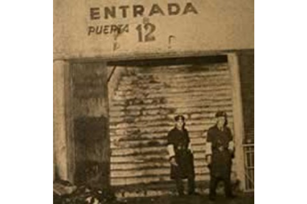 La noche de la Puerta 12 en el Monumental