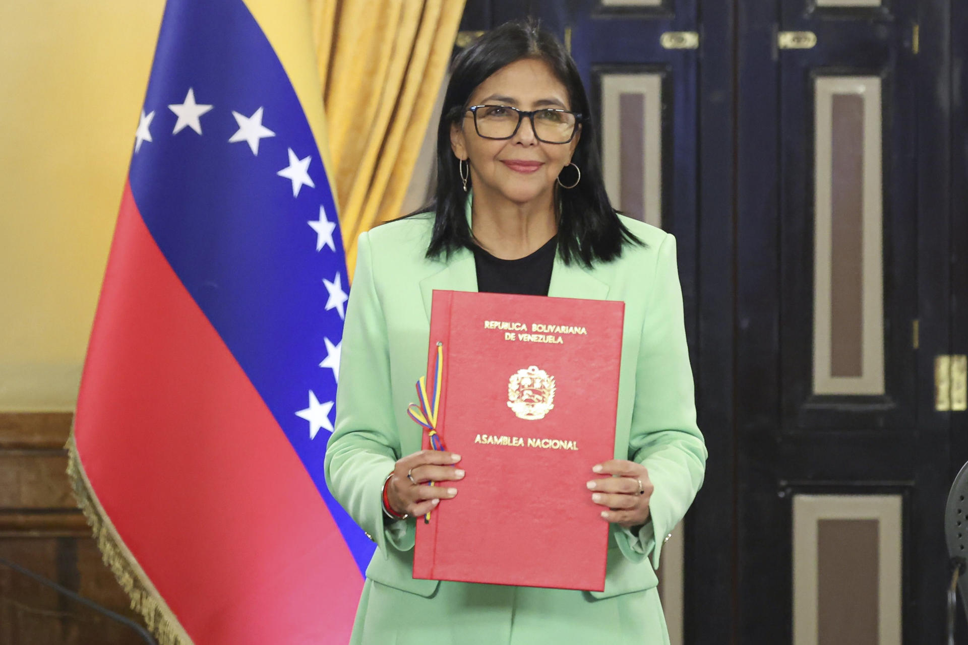 ¿Podrá Delcy Rodríguez cumplir exigencias de Trump sin fracturas internas en oficialismo?