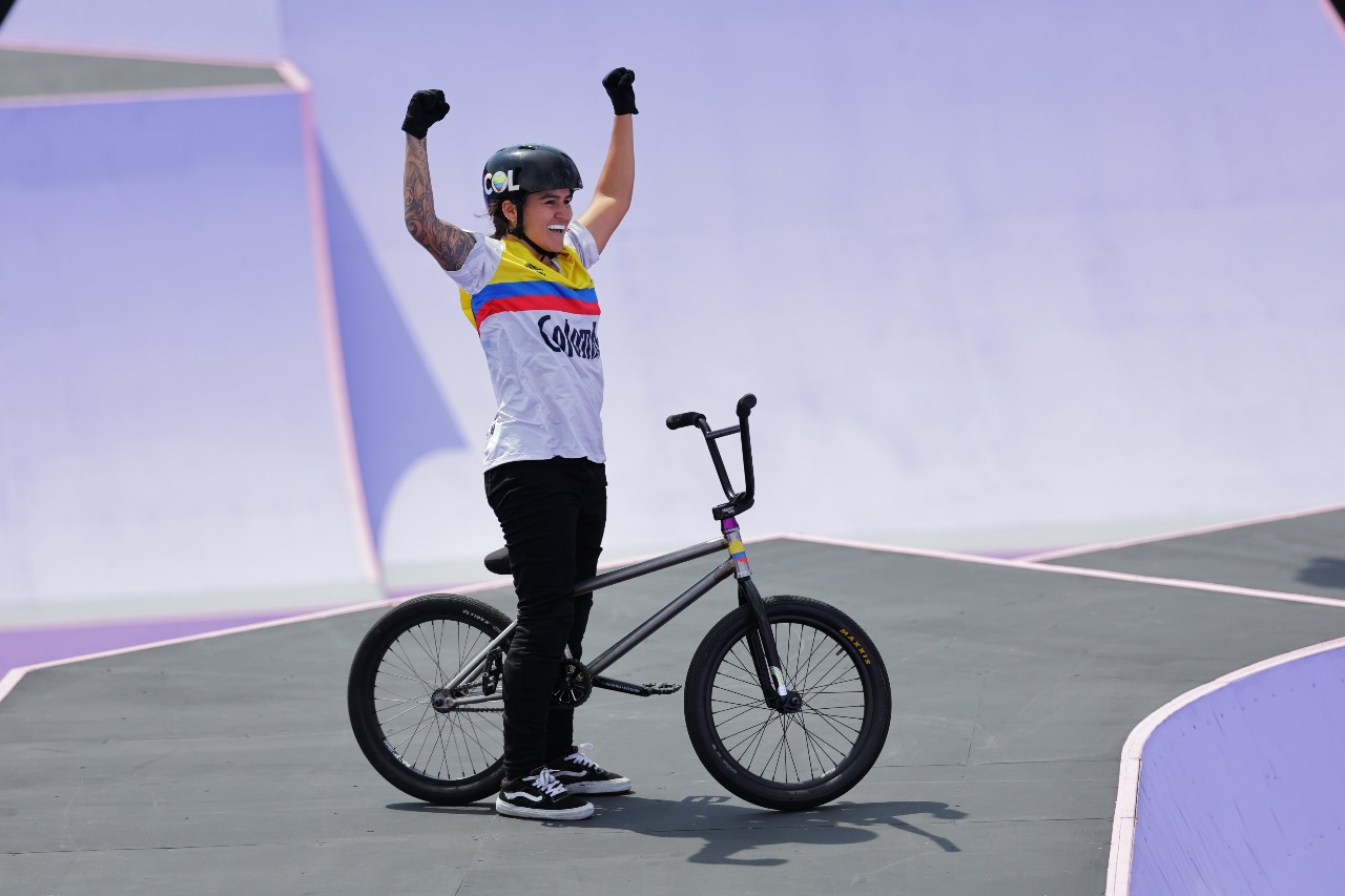 Queen Villegas ganó oro en Asunción 2025 y clasificó los juegos en Lima 2027