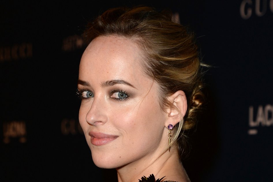Dakota Johnson.