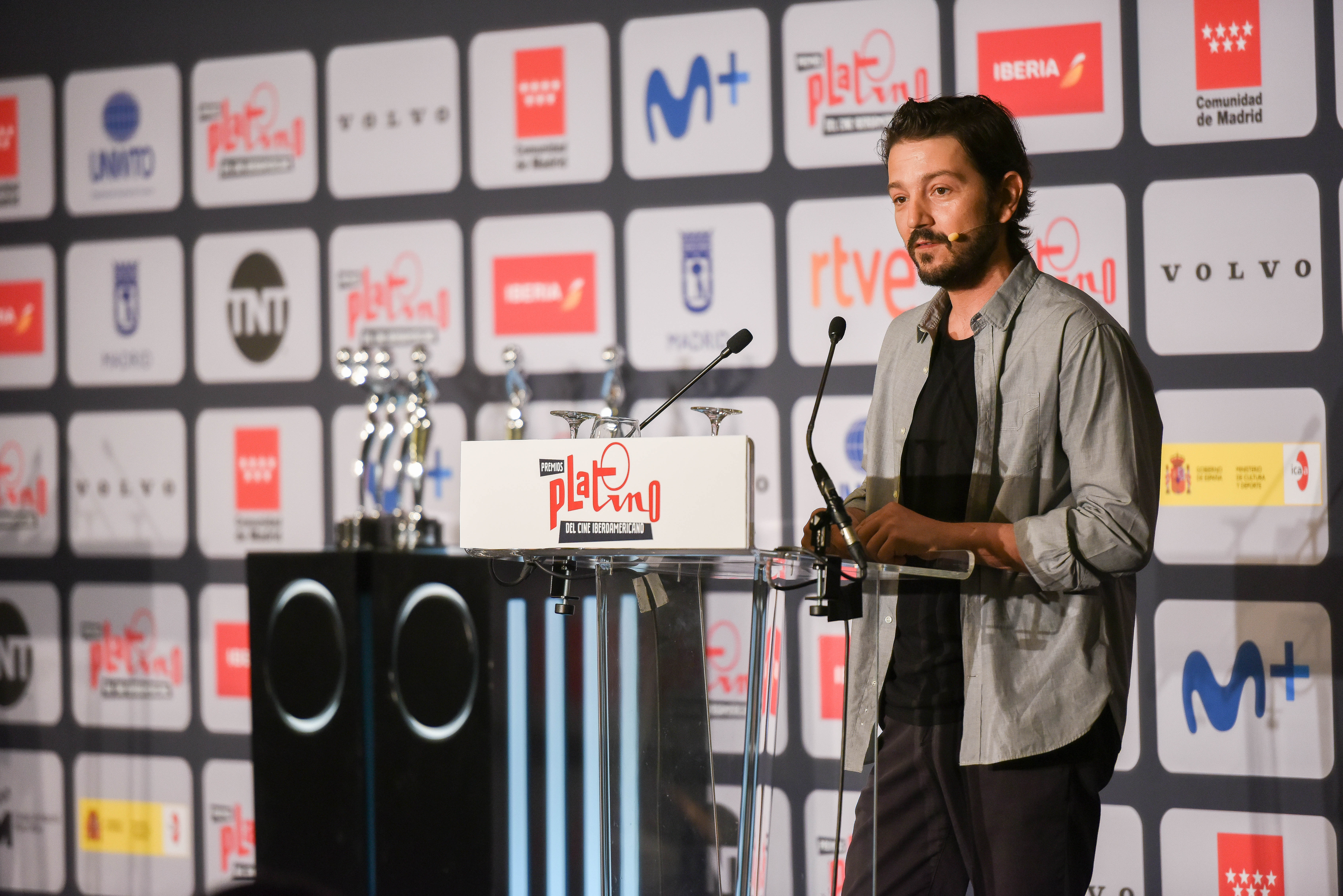 Diego Luna: “Es el momento para que nuestras historias salgan al mundo”