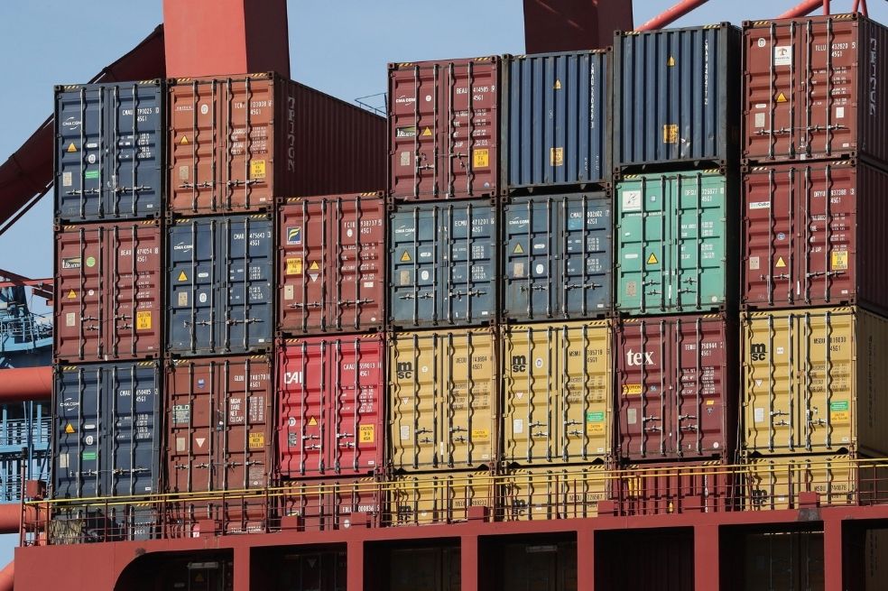 El costo de exportación de contenedores bajará 15 %: Mintransporte