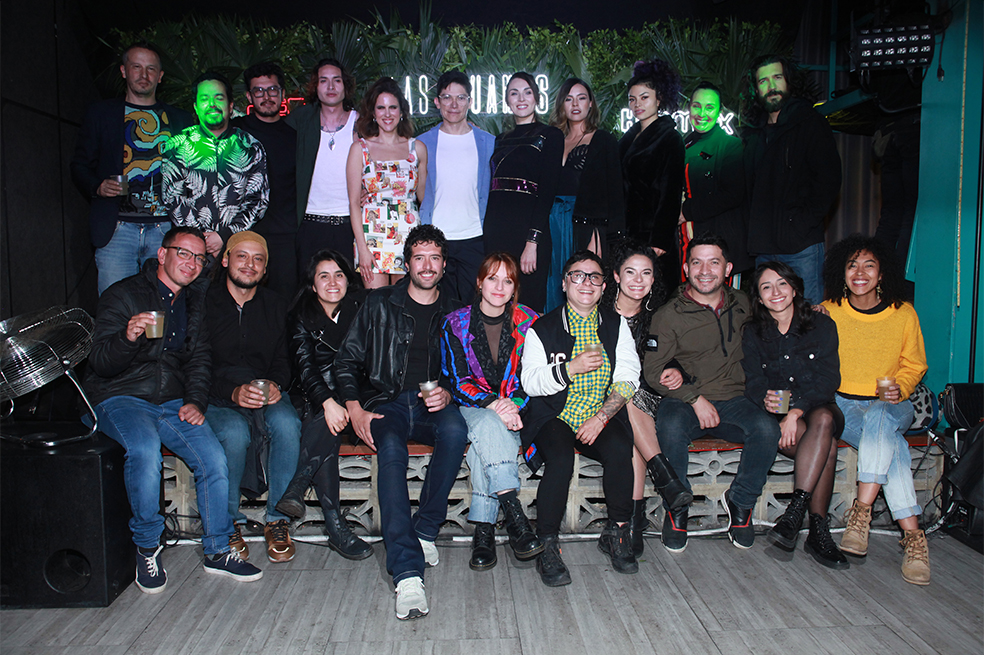 La nueva serie de el canal HBOMax las iguanas, lanzó su primer capítulo con la presentación de grn parte de su elenco en el bar restaurante he Meeting house este 2 de junio