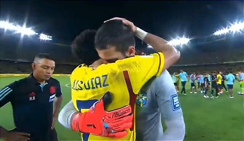 “Te quiero mucho”: el conmovedor abrazo entre Luis Díaz y Allison Becker, video