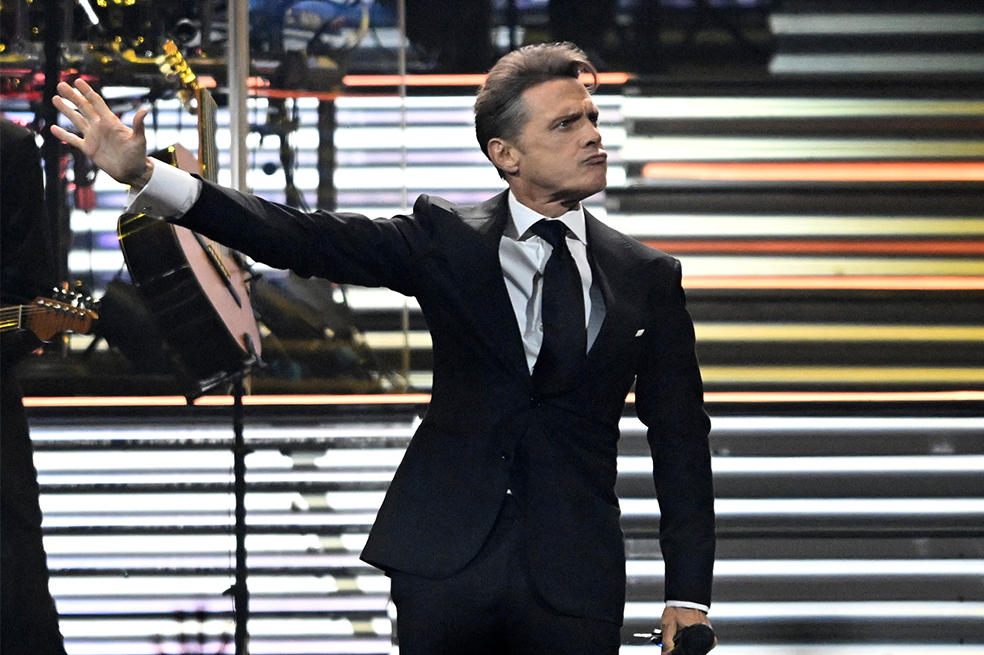 Luis Miguel sí responde económicamente por sus hijos. Esta es la prueba
