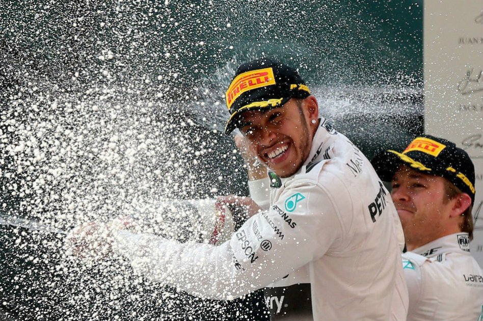 Lewis Hamilton se impuso en el Gran Premio de China