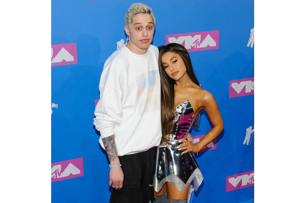 Pete Davidson y Ariana Grande en una foto de archivo.  / Cortesía 