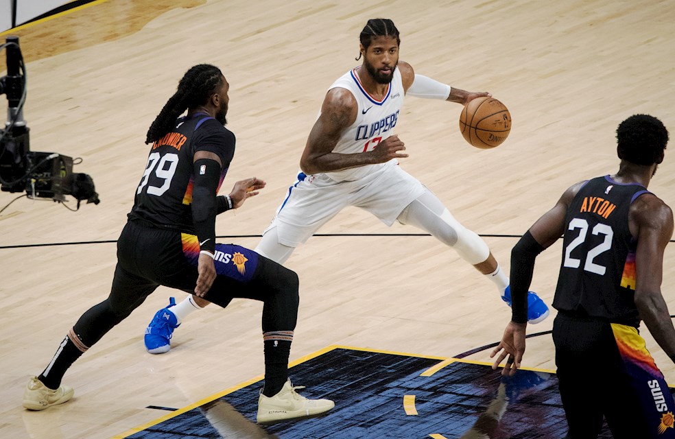 Los Clippers derrotaron a los Suns y siguen con vida en las finales de la NBA