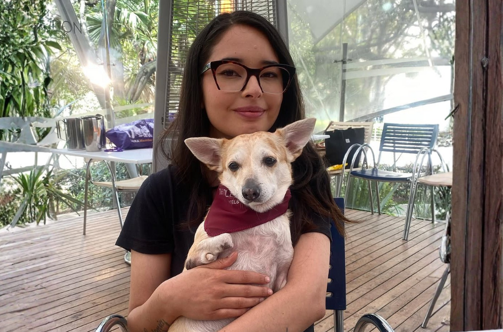 La maquilladora y “youtuber” colombiana que creó su propio refugio de animales