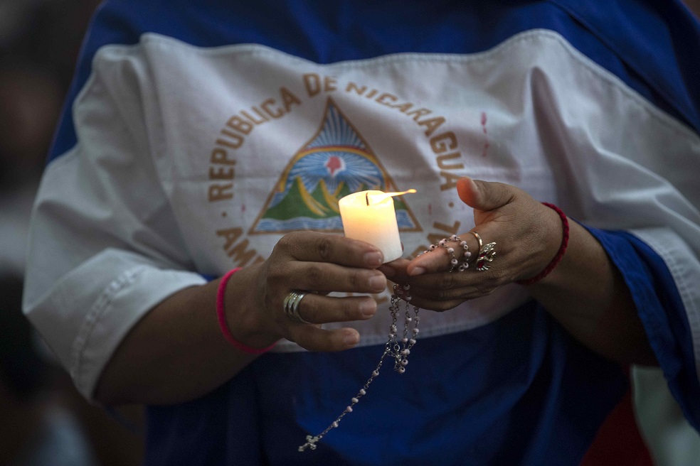 Nicaragua impide entrada de defensores de derechos humanos al país