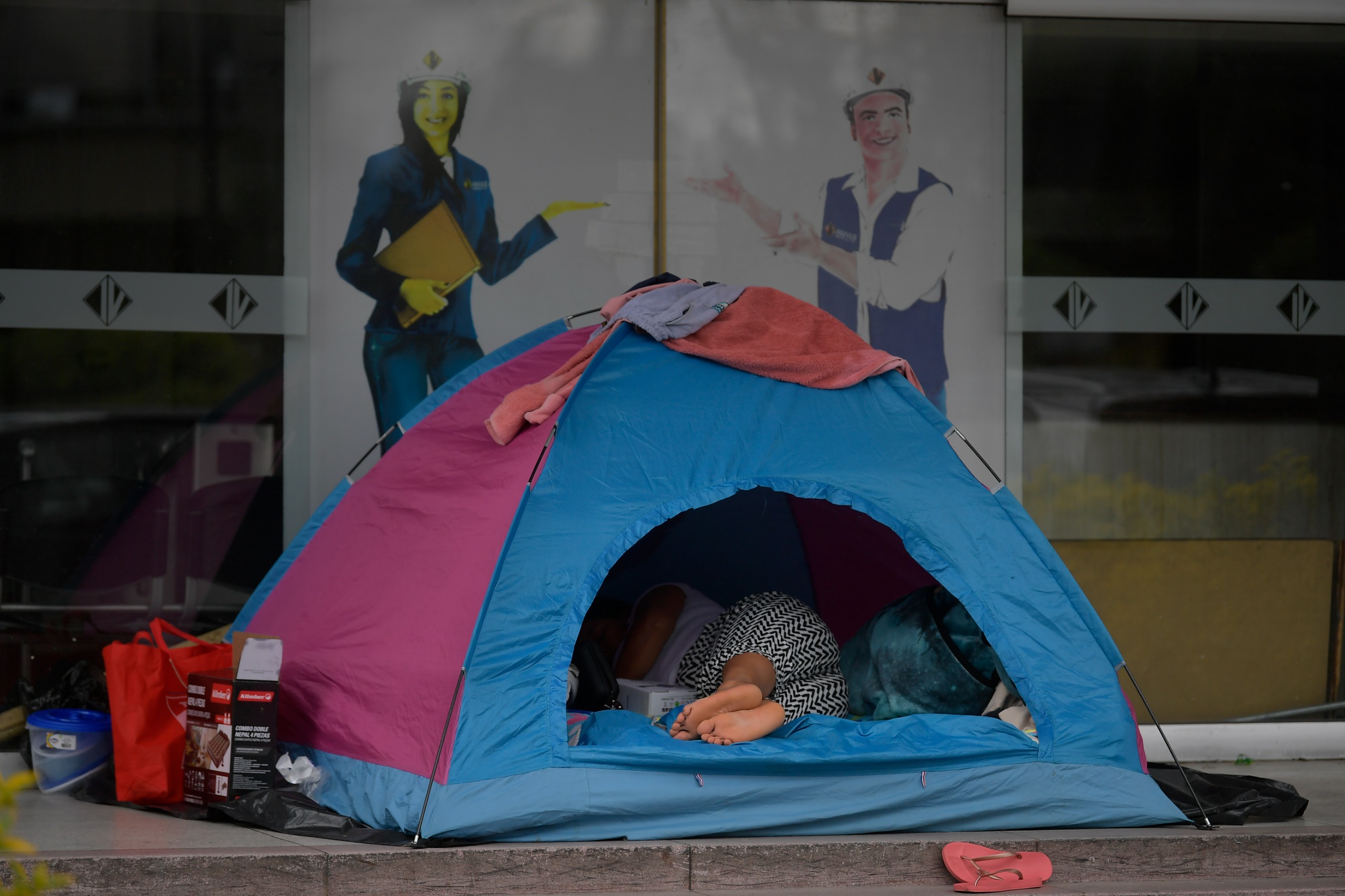En el campamento también se hay presencia de menores de edad, que dormirán en carpas y cambuches improvisados mientras avanzan los diálogos con el Gobierno Nacional.