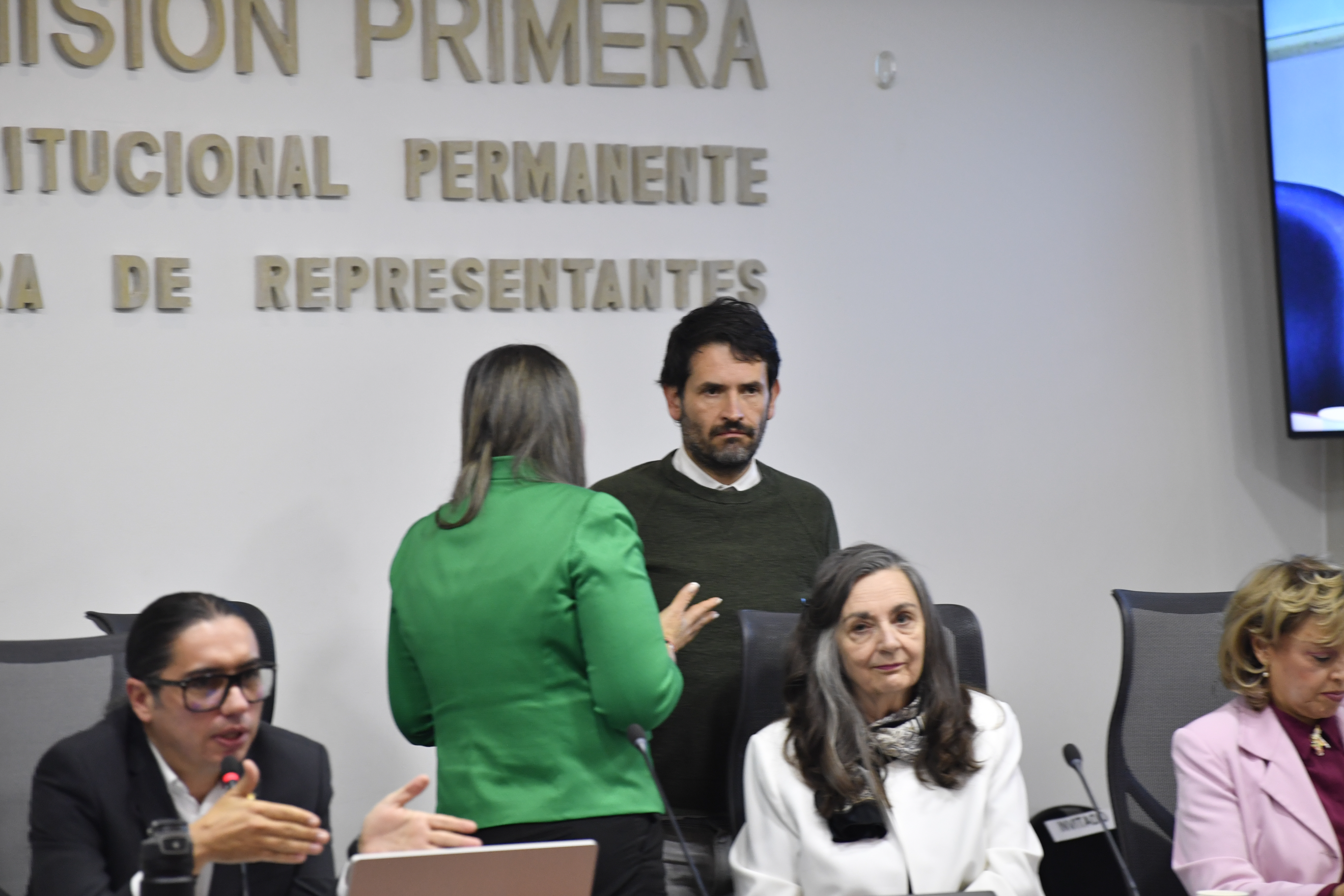 Proyecto que busca regular la eutanasia fue aprobado en primer debate