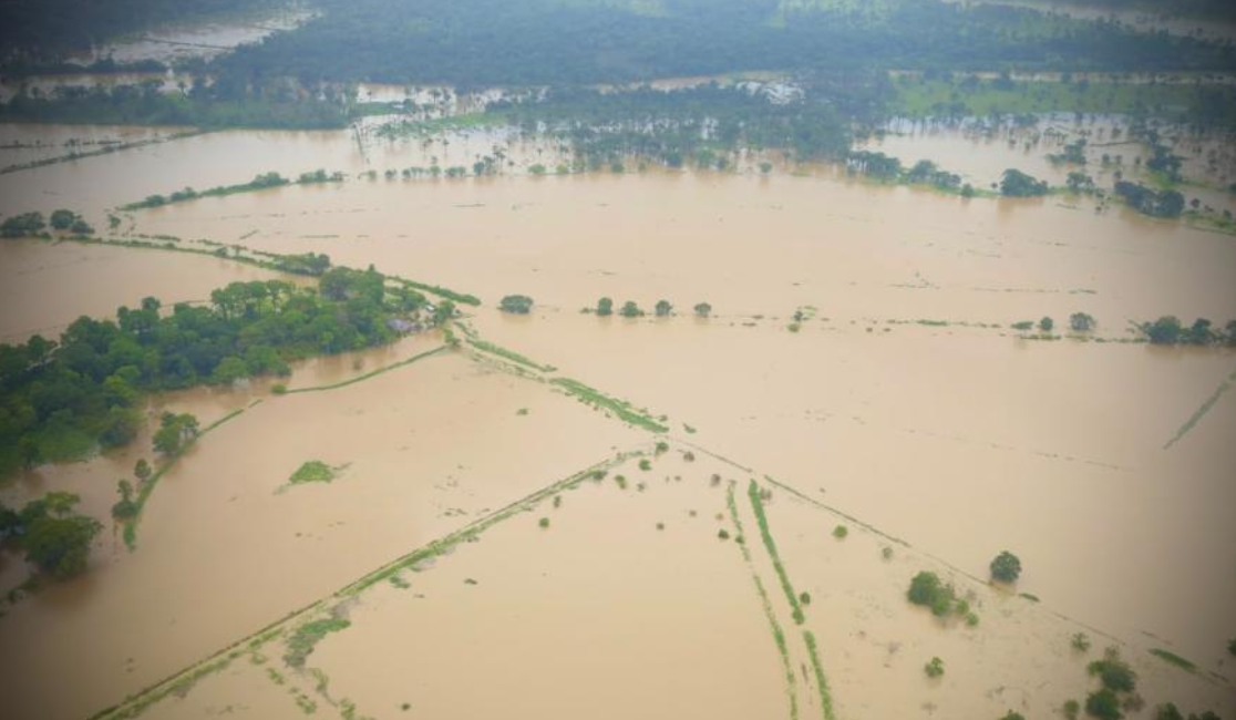 Avalancha dejó sin agua potable a 42.000 personas en Tame, Arauca