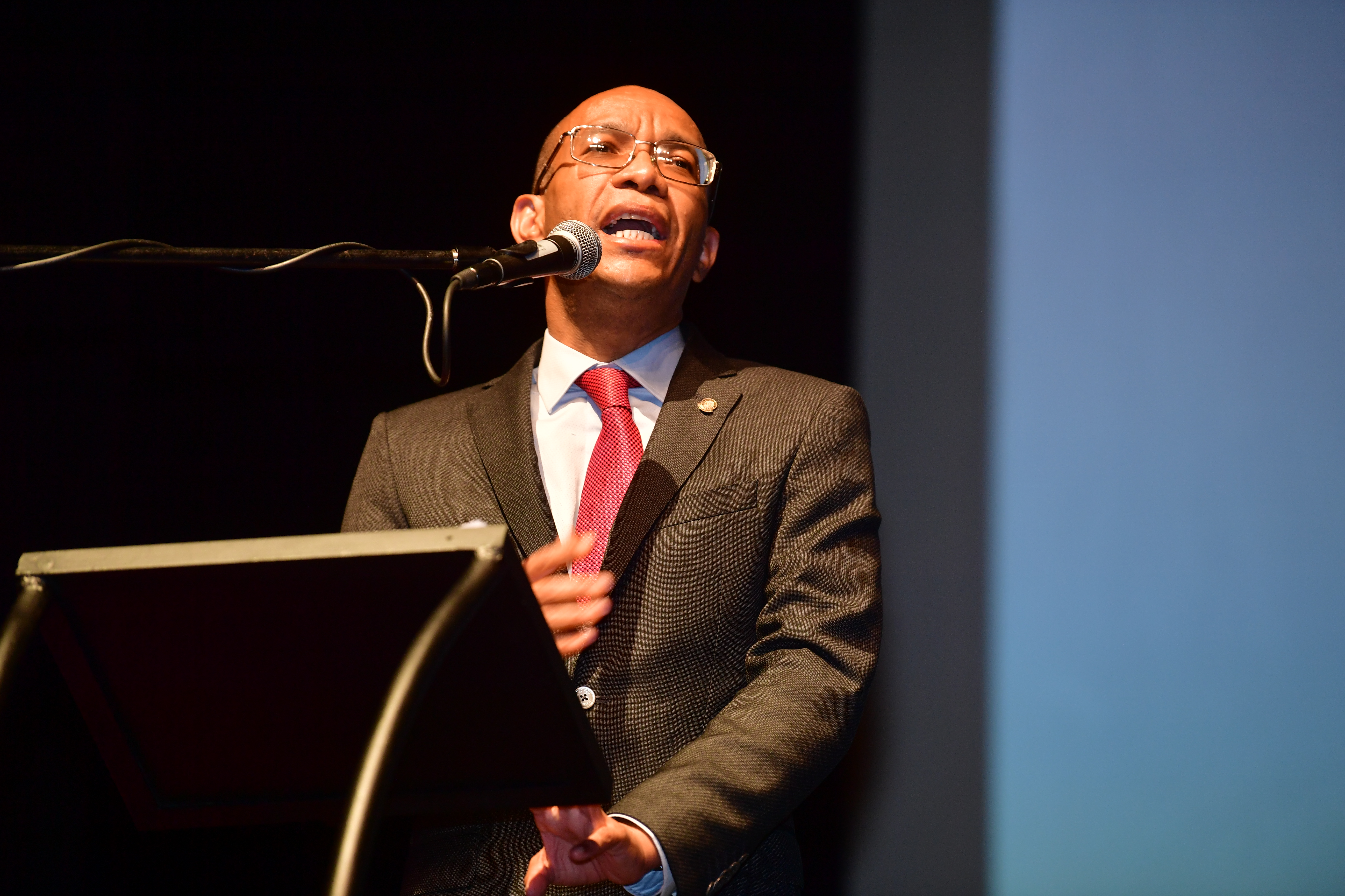 Gerson Chaverra es elegido como el primer presidente afro de la Corte Suprema