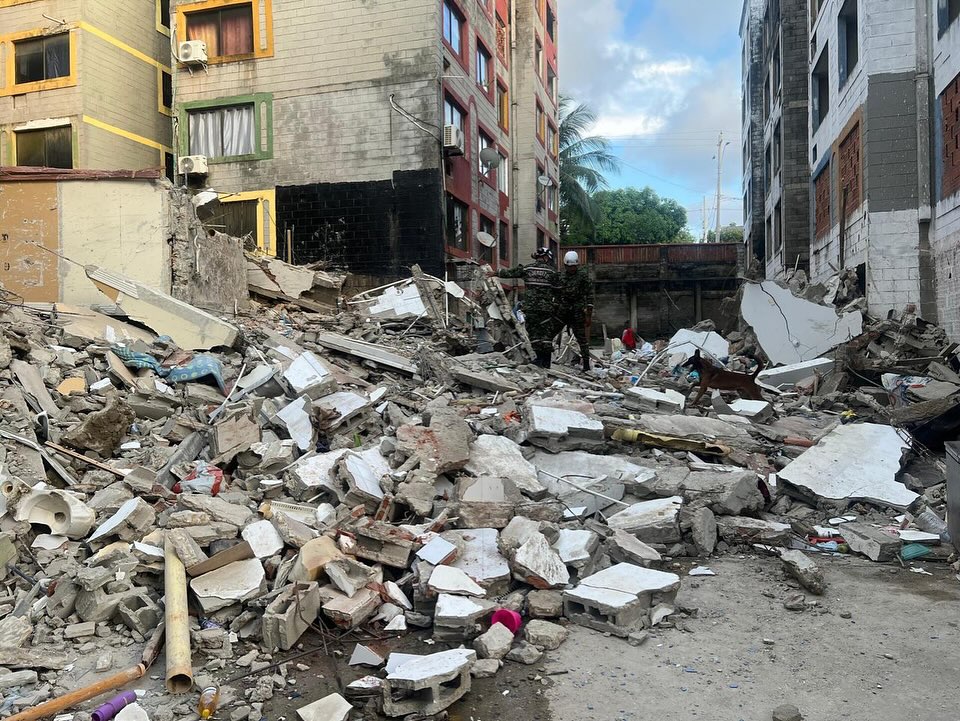 En Barranquilla, comenzó proceso para demoler el conjunto Privilegios tras colapso