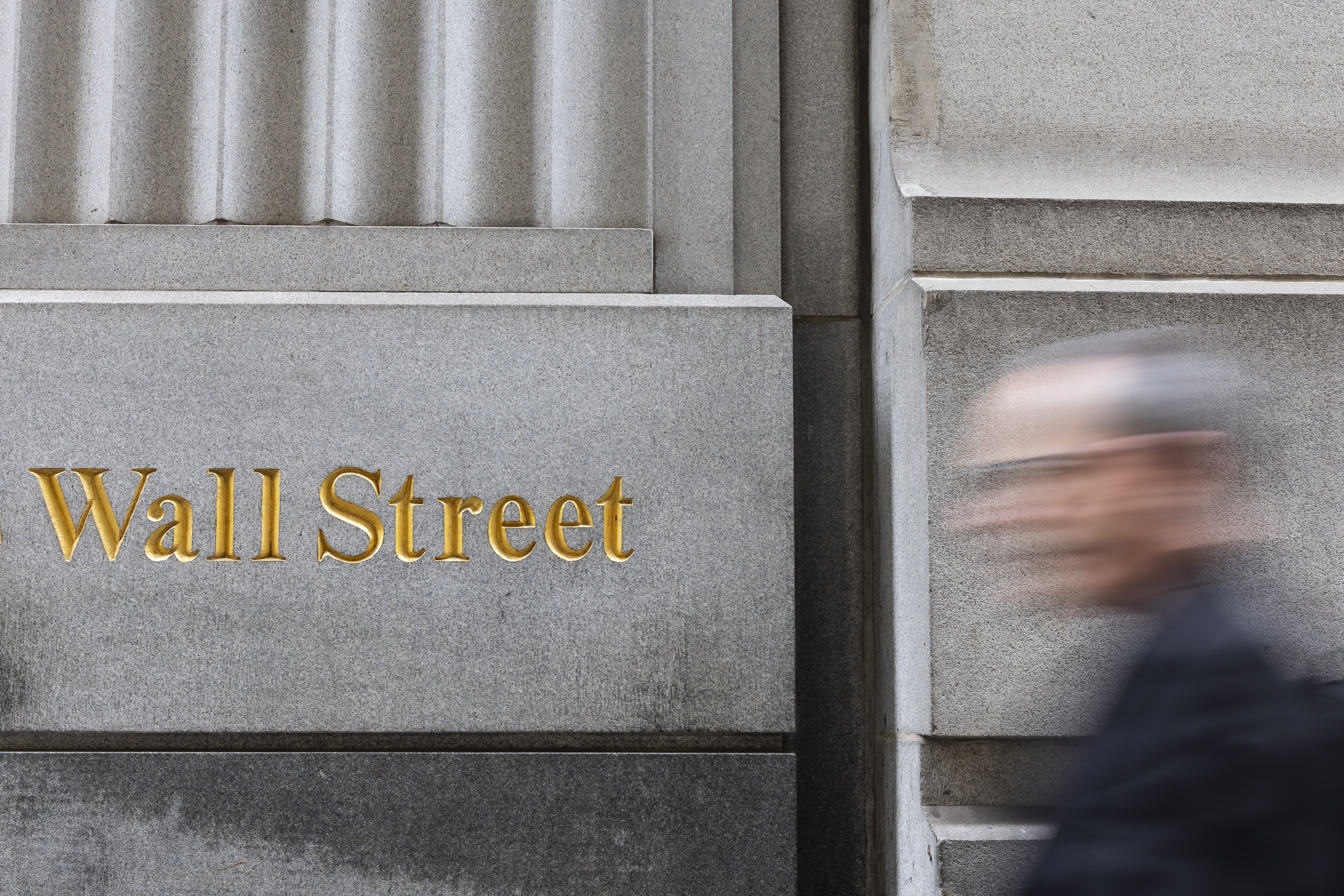 Wall Street vuelve a la volatilidad y los mercados cierran a la baja