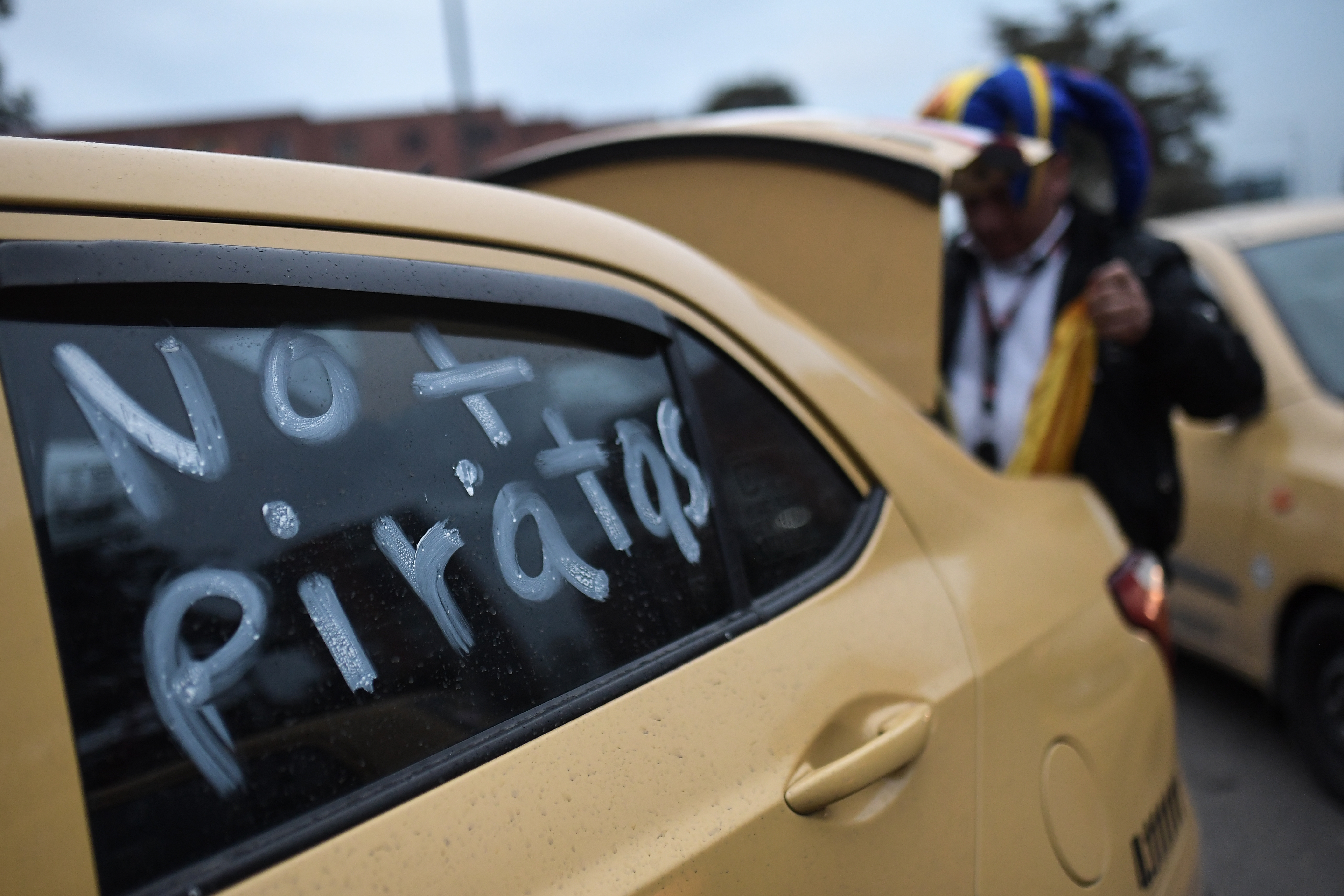 Juzgado negó tutela a empresa de taxis que pretendía dejar sin internet a apps