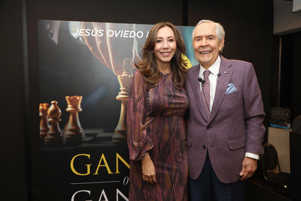 Jesús Oviedo Pérez lanzó su libro ‘Ganar o Ganar, No Hay Opción’