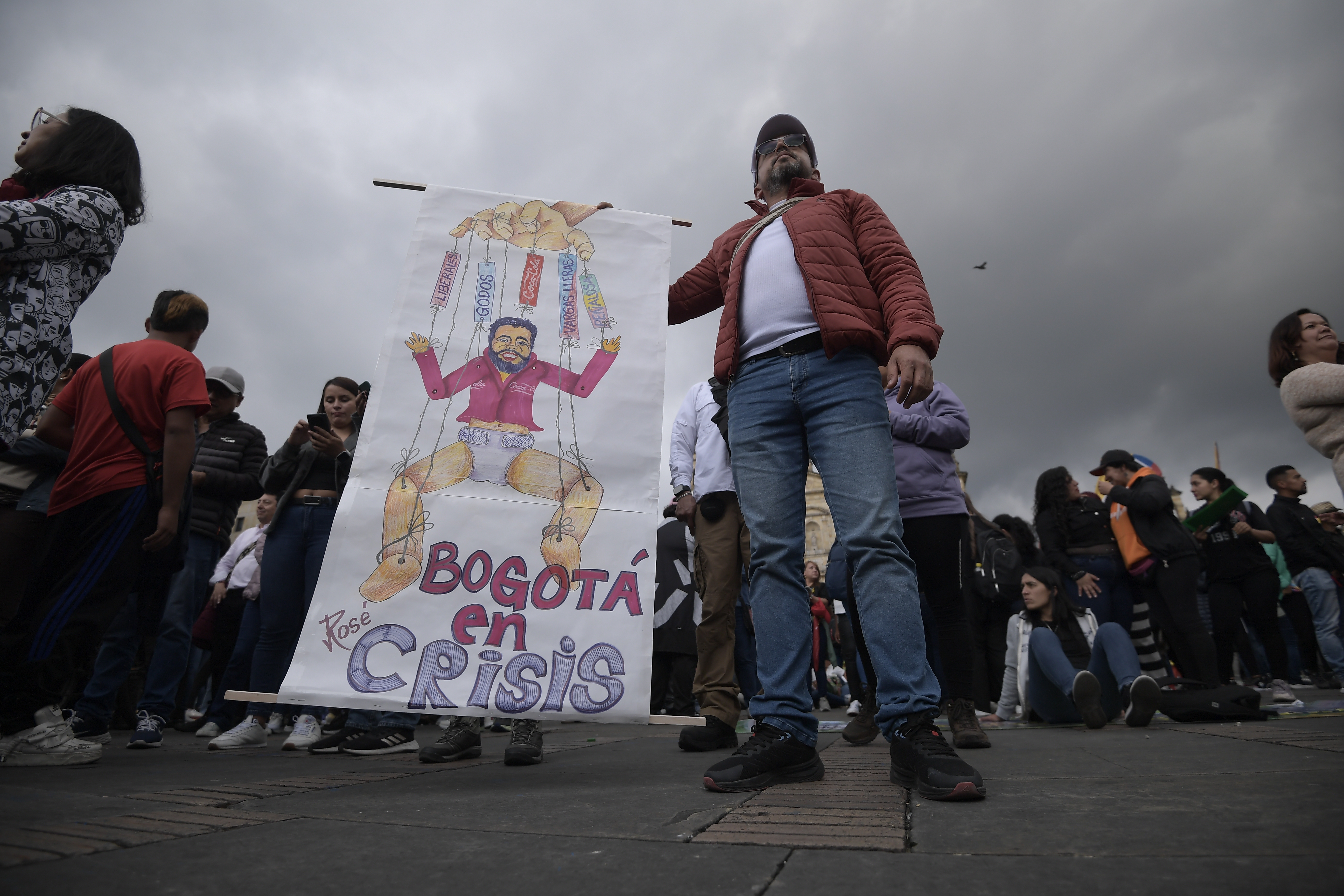 Movilización de algunos sindicatos de maestros de Bogotá,  convocaron a un paro de 24 horas para marchar en contra de la administración del alcalde Carlos Fernando Galán.