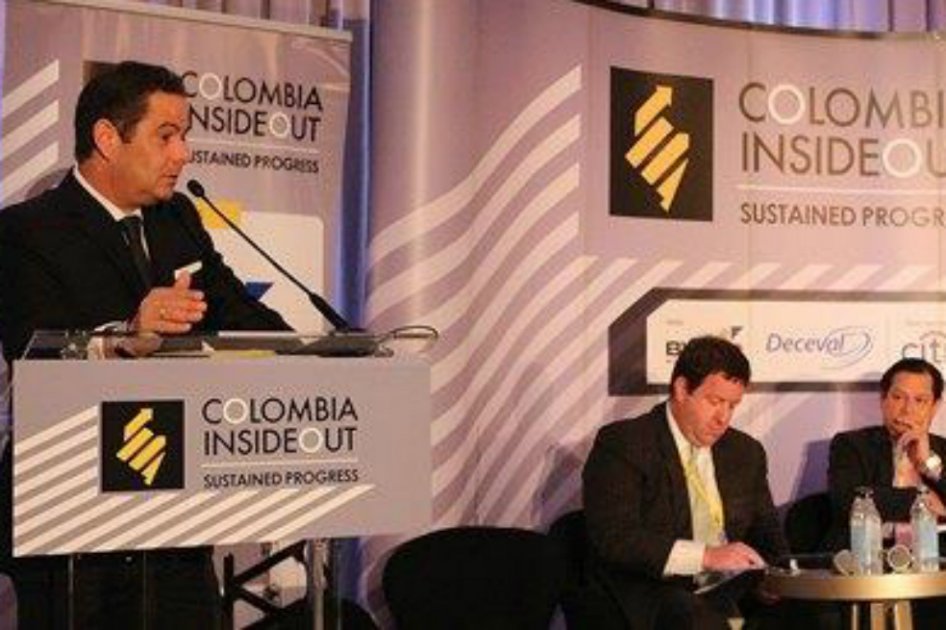 Vicepresidente convoca a inversionistas extranjeros para invertir en Colombia