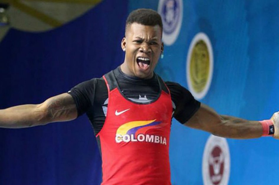 Yeison López dominó la categoría de menos 77 kilogramos. Ganó en arranque, envión y total. Foto: COC
