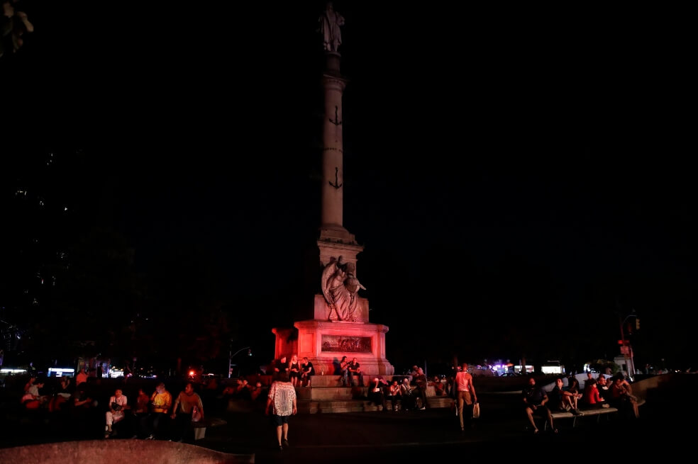 Apagón en Nueva York: preguntas sin respuestas y el alcalde en jaque