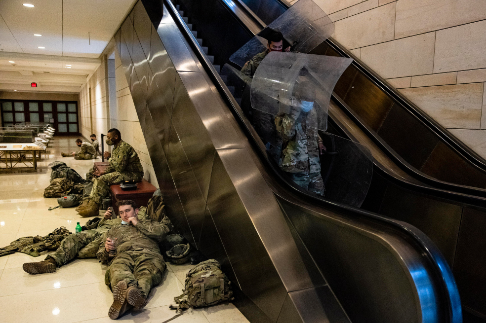 Por el momento, este fin de semana habrá 10.000 soldados desplegados en Washington, el doble de toda la presencia militar actual de Estados Unidos en Afganistán.