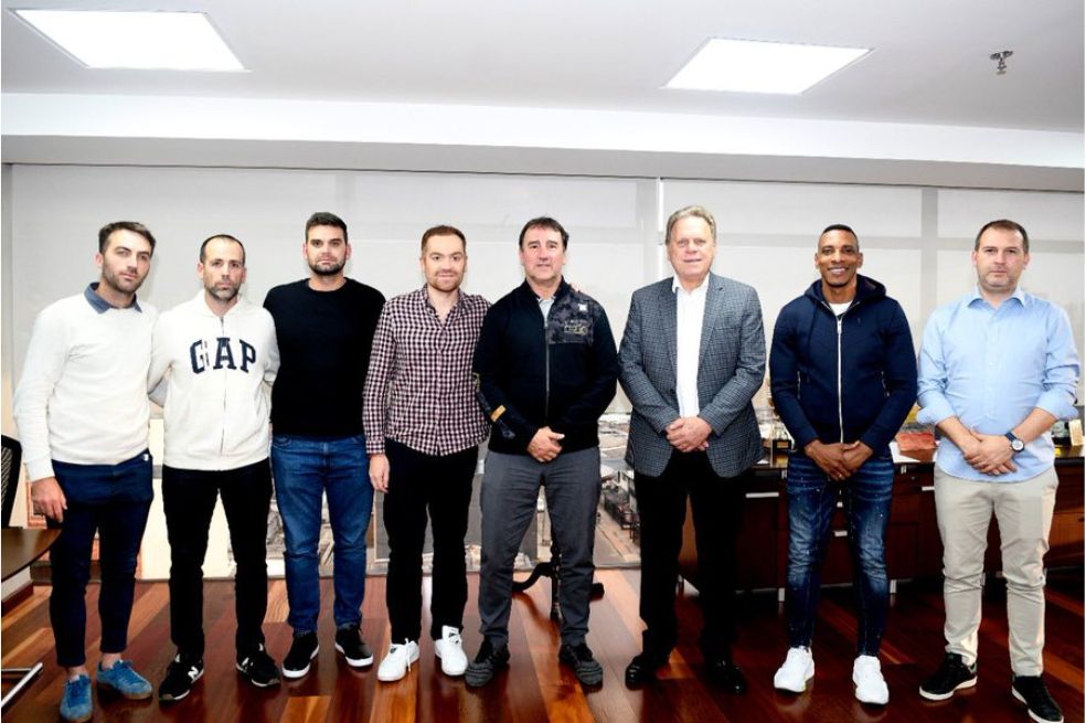 Néstor Lorenzo dijo adiós a Melgar y ya está en Colombia para dirigir a la selección