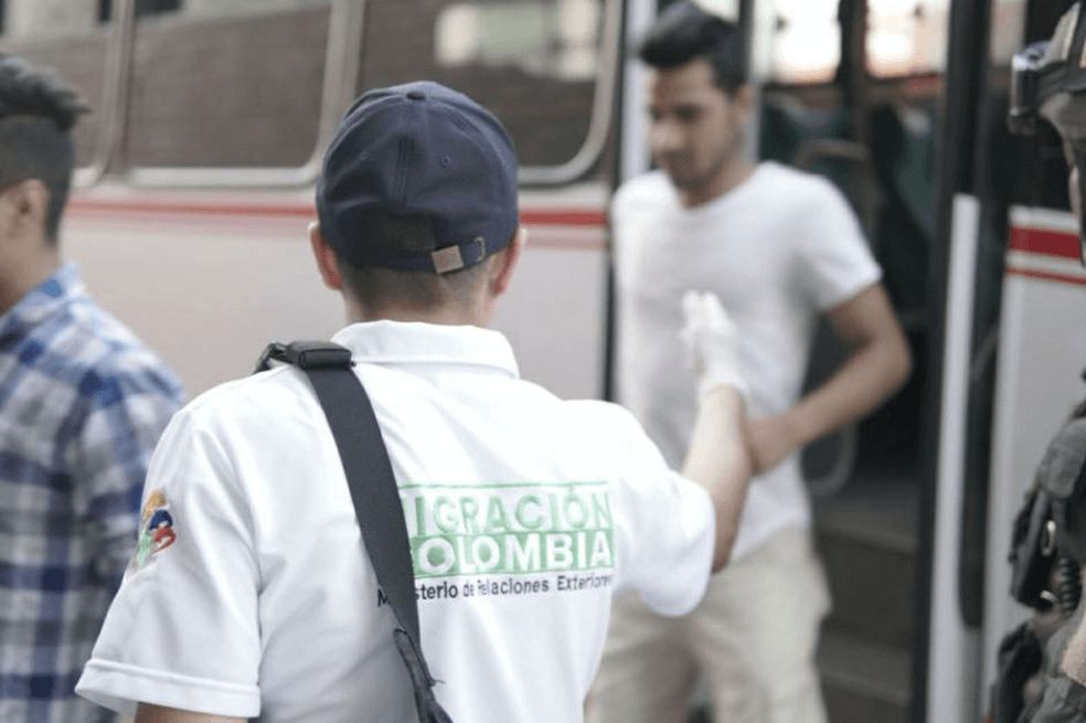 Colombia expulsa a cinco venezolanos por vandalismo en Bogotá durante la cuarentena