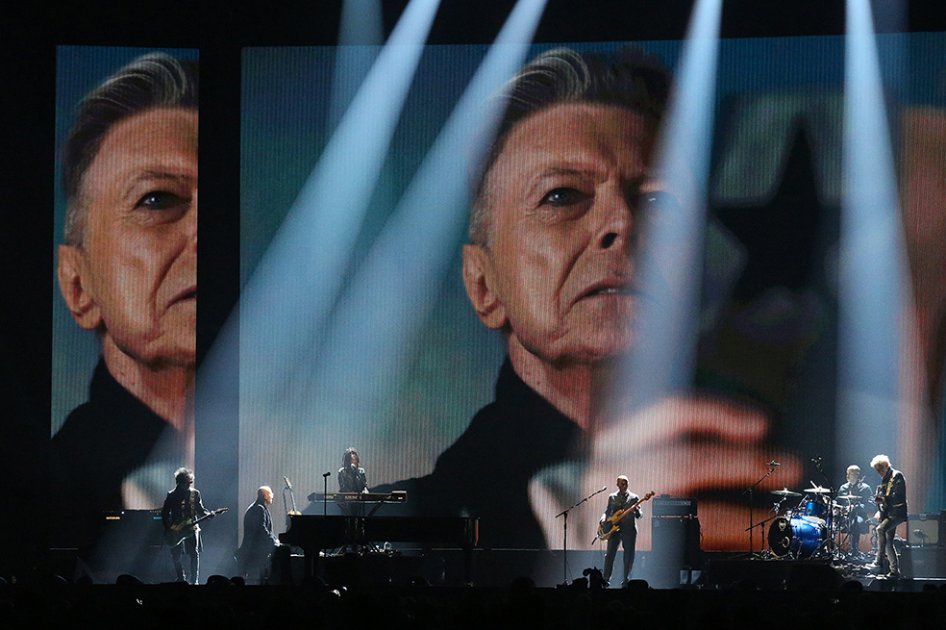 Hijo de David Bowie agradece homenaje a su padre en premios Brit | EL  ESPECTADOR