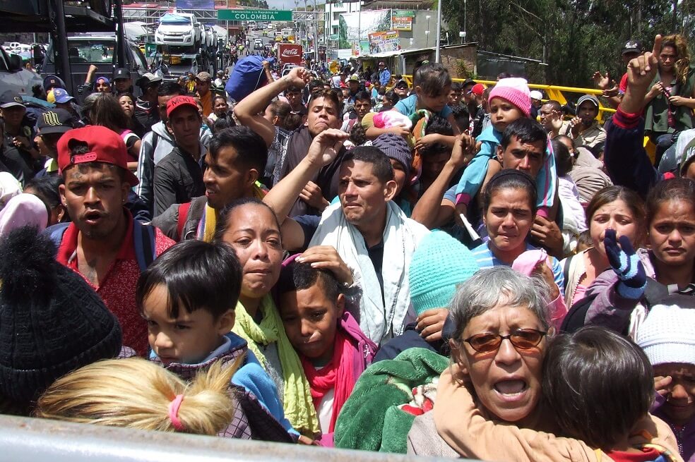 Venezolanos protestan en la frontera con Ecuador tras no poder ingresar al país