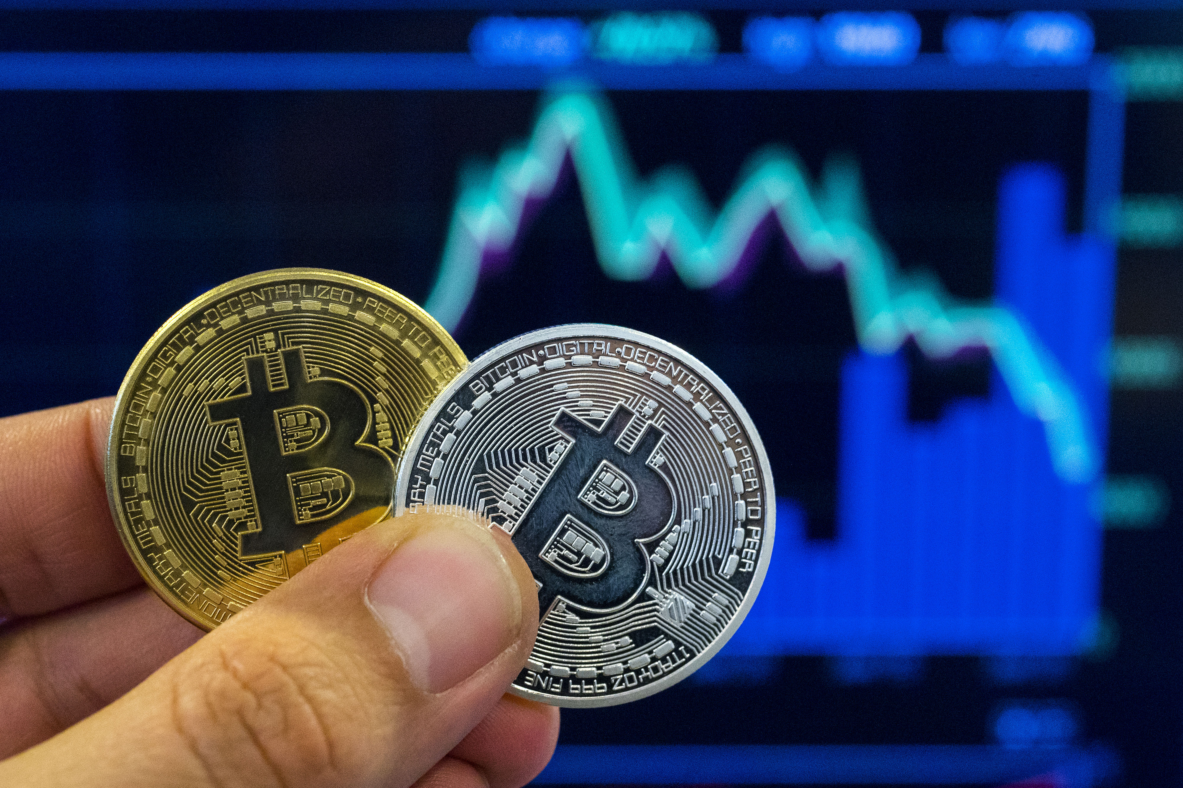 Hackers contaminan miles de páginas web para minar criptomonedas