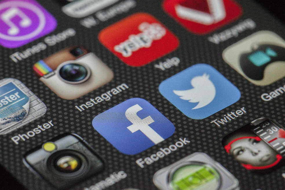 Facebook busca combatir las publicaciones terroristas con inteligencia artificial