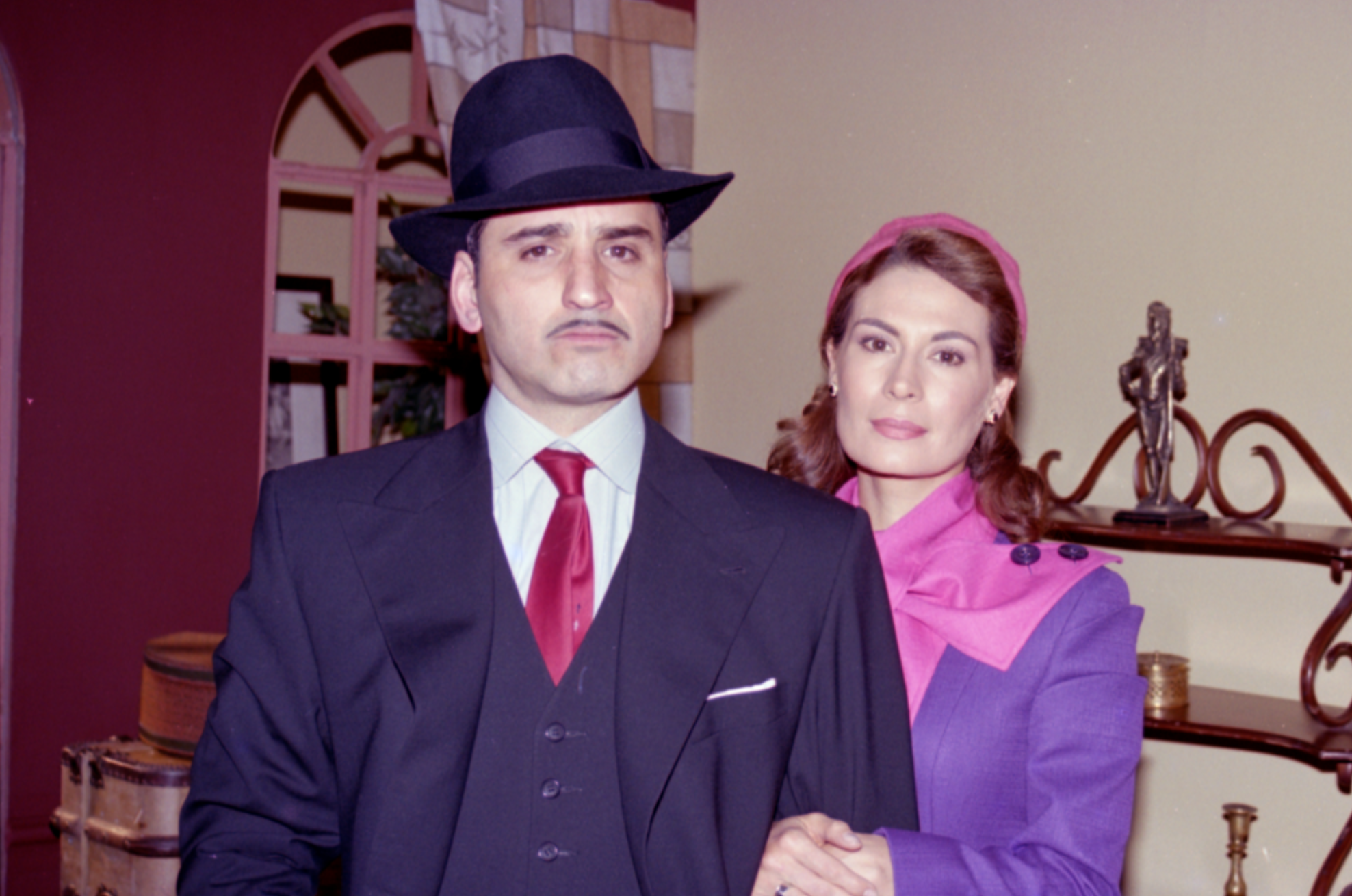 "La Saga, negocios de familia" (2004-2005) tenía múltiples referencias a películas como “El Padrino” (1972), “Goodfellas” (1990), “Scarface" (1983).