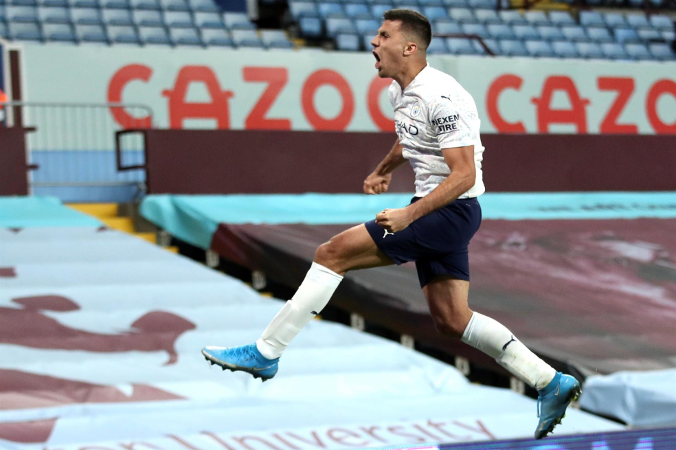 Manchester City remontó y venció al Aston Villa