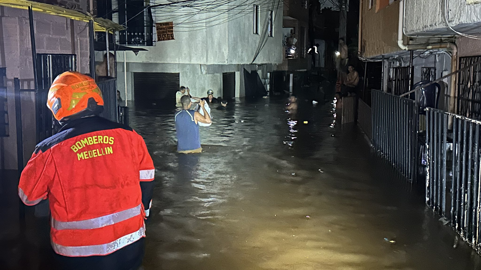 Así fue la emergencia que dejó a 631 personas damnificadas en Medellín