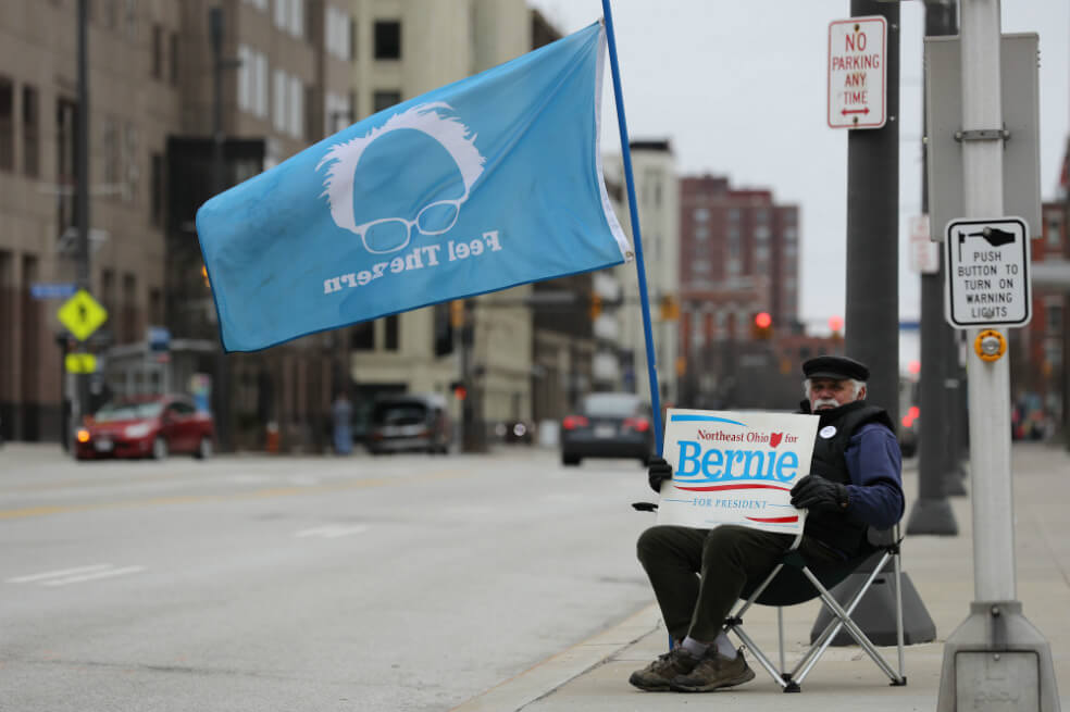 Sanders y Biden, preocupados por el coronavirus, cancelan eventos de campaña en Cleveland