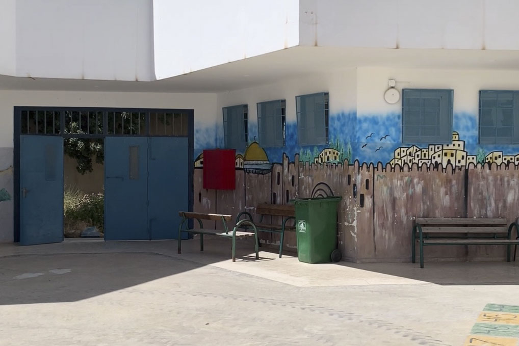 Tropas israelíes irrumpen en tres escuelas de la ONU en Jerusalén; fuerzan cierre