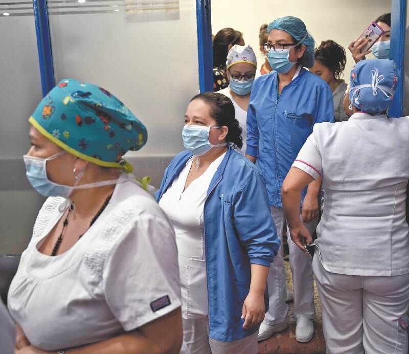 Los temores de las enfermeras que atienden la crisis del coronavirus