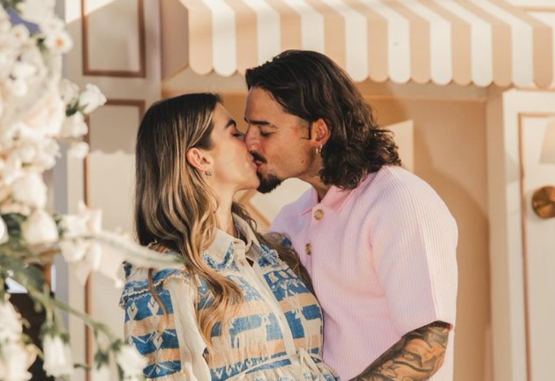 Maluma ya es papá. Nació París en Medellín
