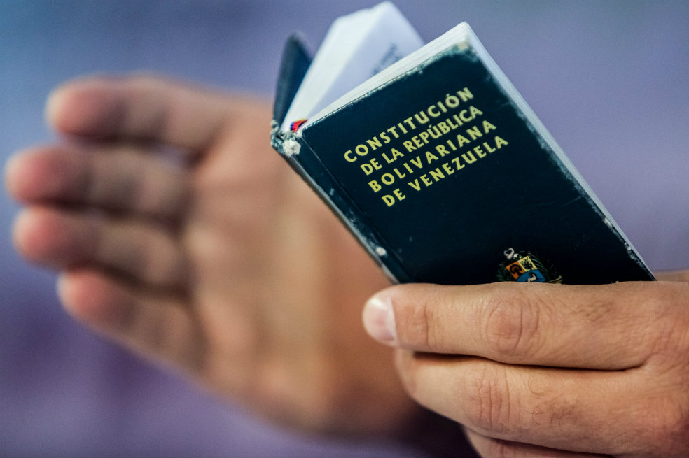 Los artículos de la discordia