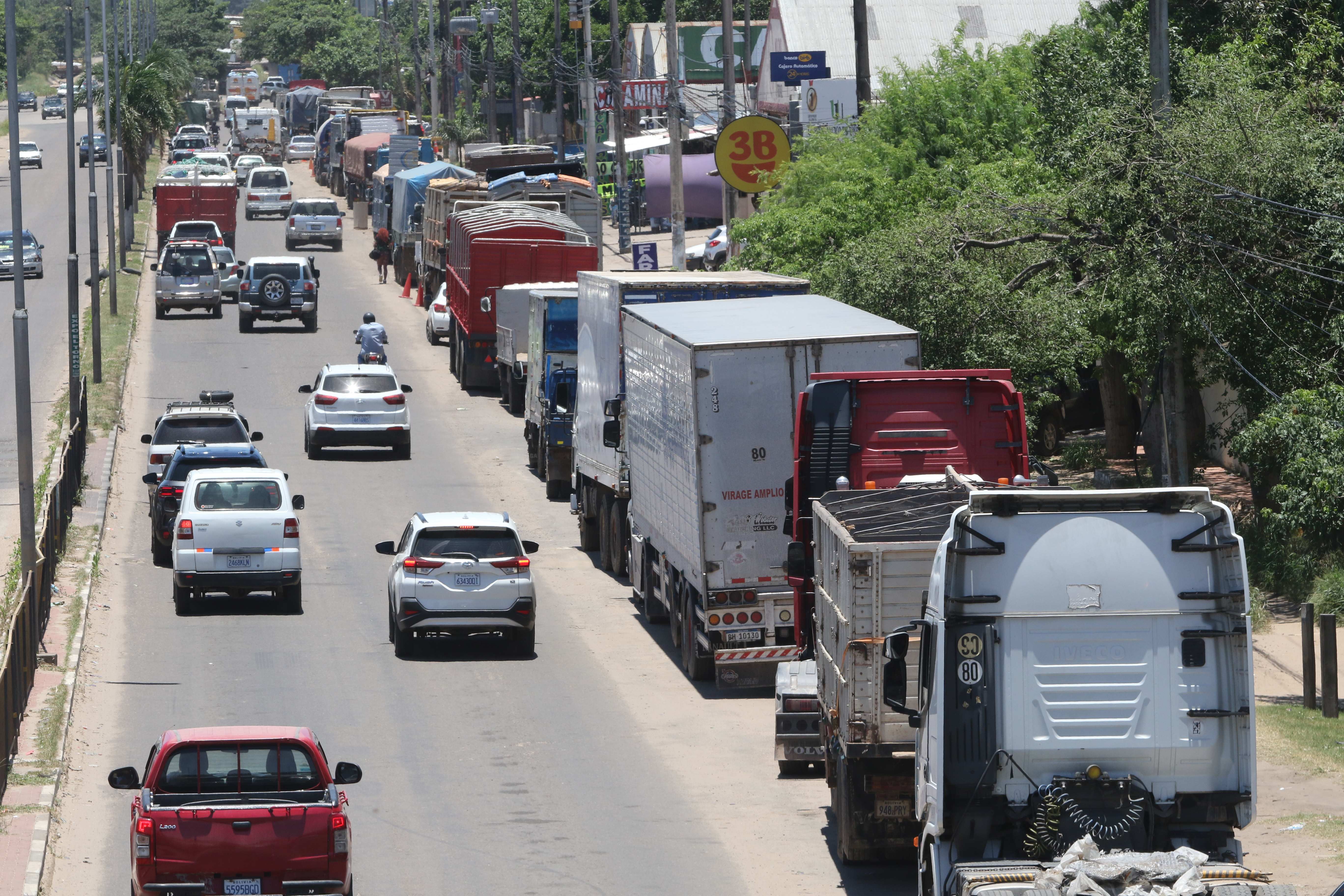 Restricción para vehículos de carga en julio 2026: así funcionarán los puentes festivos