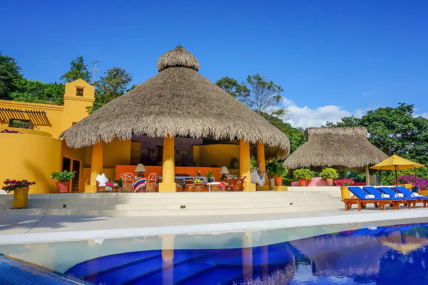 Elegante villa privada de estilo mexicano, en Anapoima.