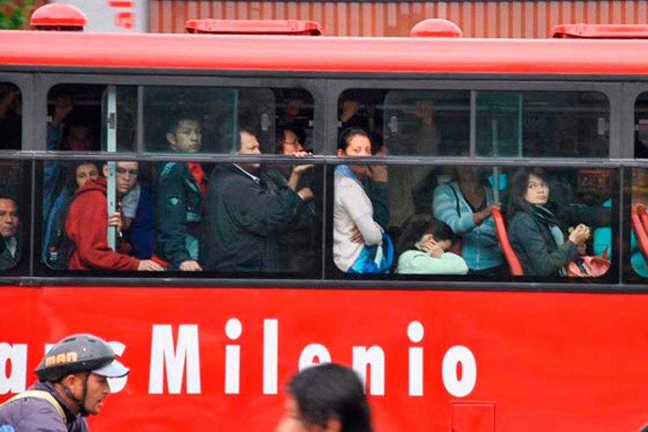 Capturan a sujeto en Transmilenio con siete celulares presuntamente robados