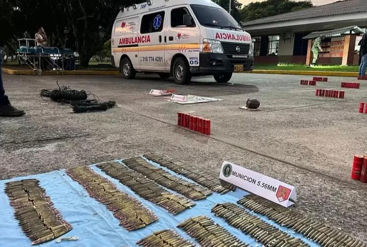 Ambulancia que transportaba armas y material de guerra fue detenida en Putumayo