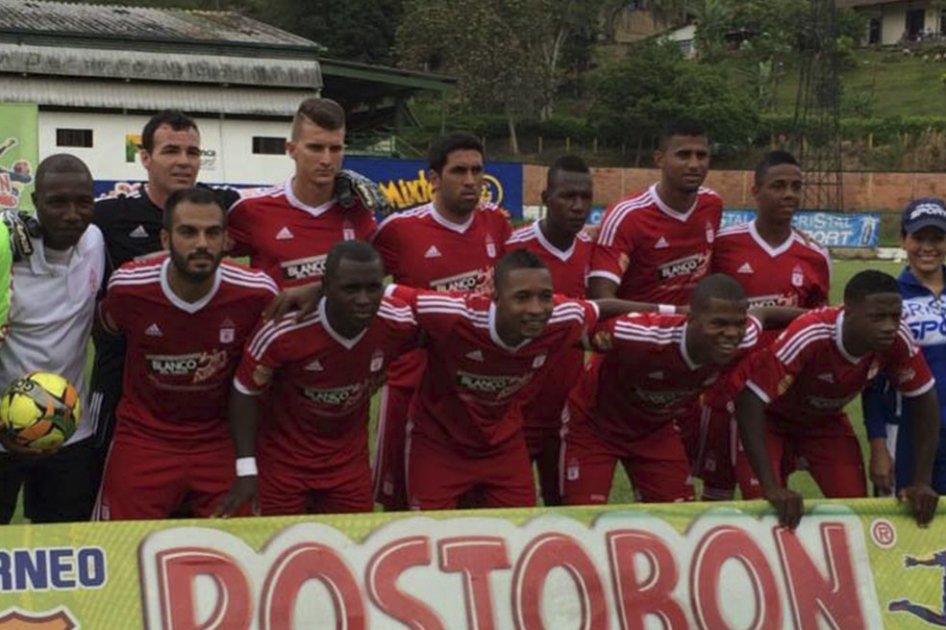 Partido entre América y Valledupar se encuentra demorado por lluvia