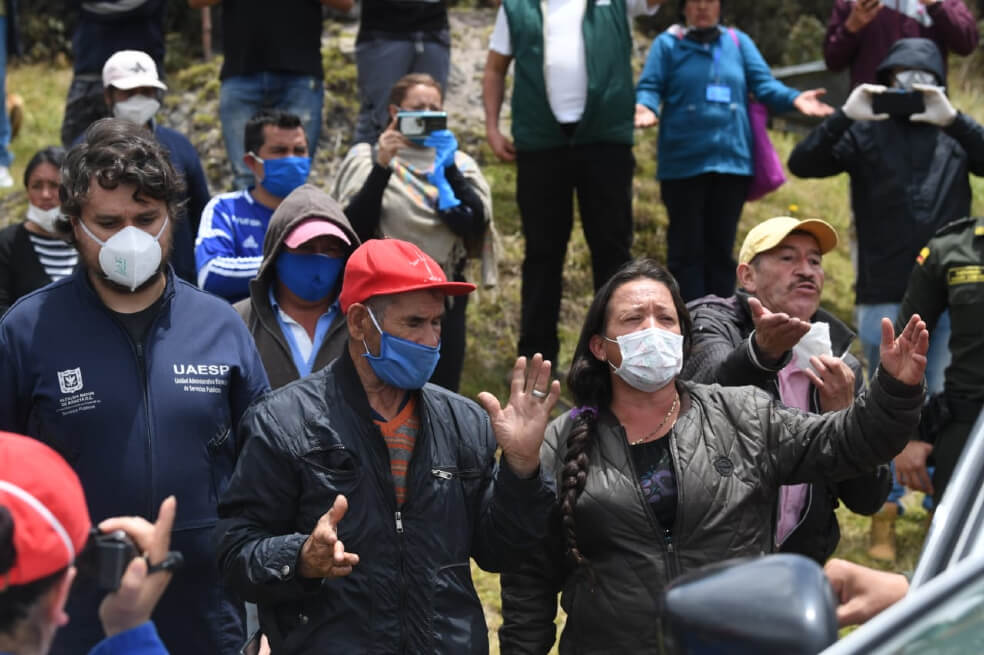 En fotos: preocupación de los vecinos de Doña Juana tras deslizamiento en este relleno