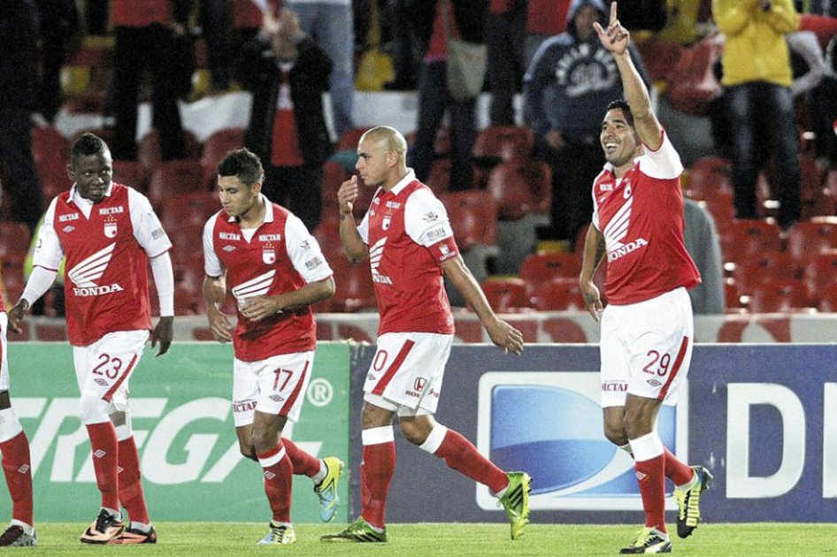 Una fecha de suspensión para delantero de Santa Fe, Silvio González